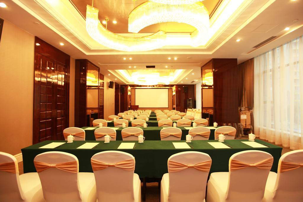 Chengdu Rising Butterfly Hotel Exterior foto
