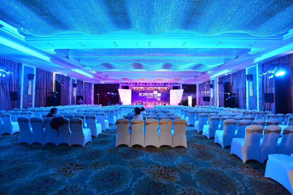 Chengdu Rising Butterfly Hotel Exterior foto